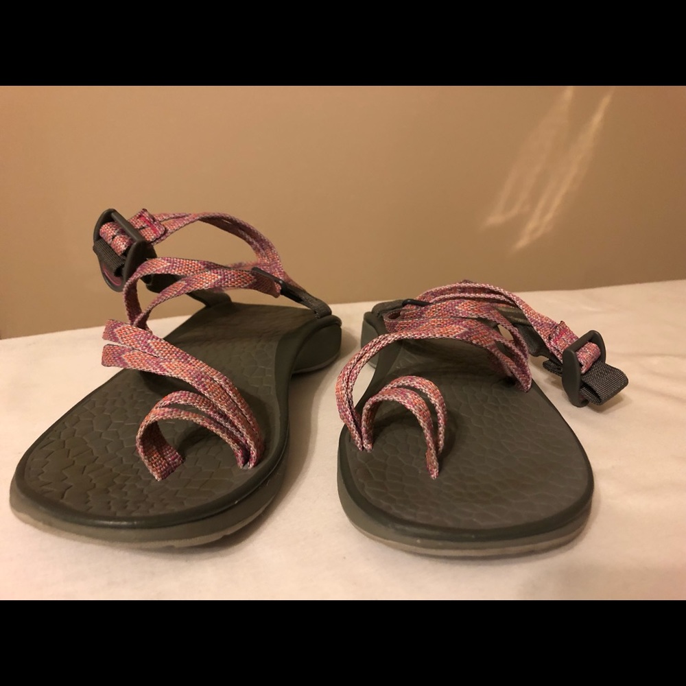 Chaco Classics with Toe Loop